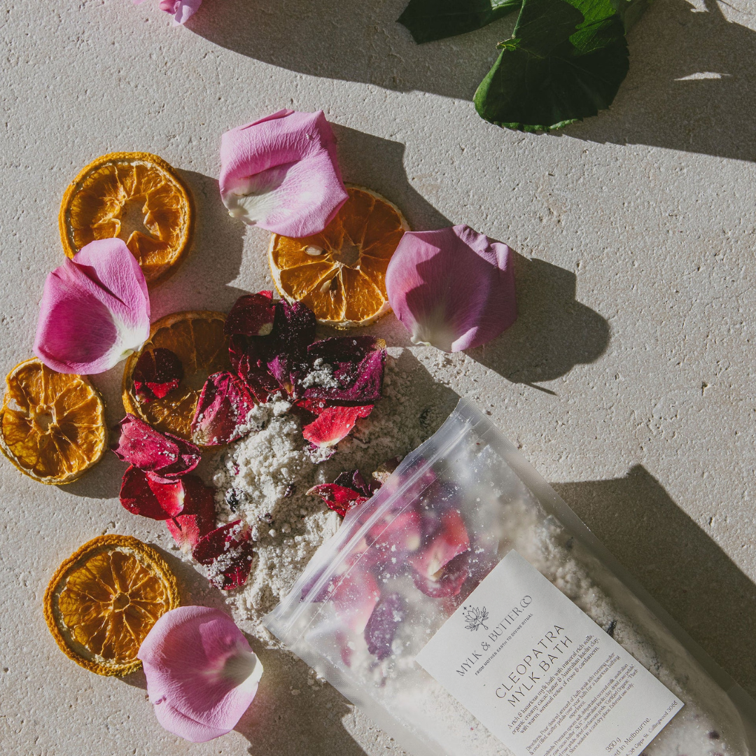 Cleopatra Mylk Bath Soak