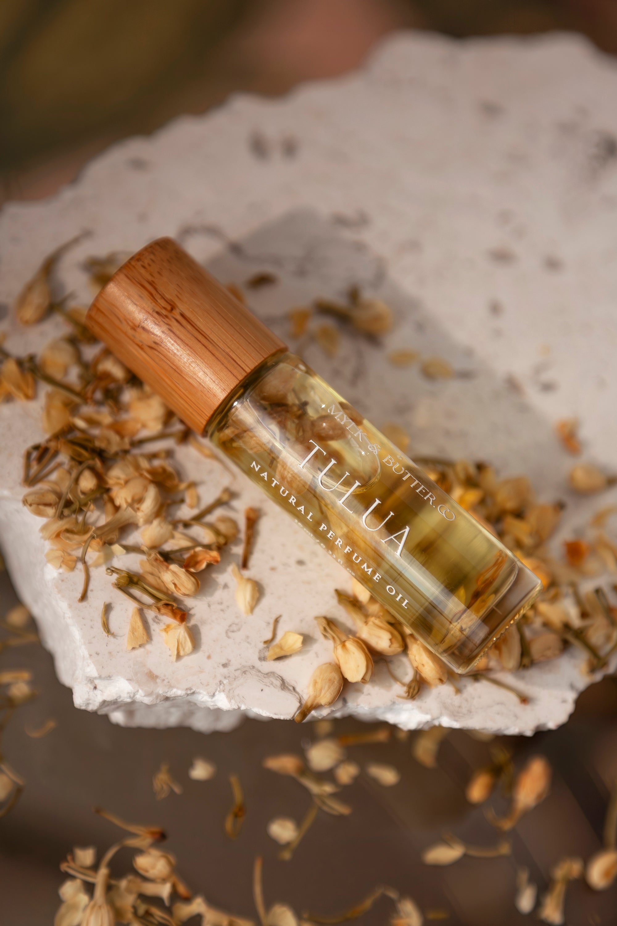 Tulua Natural Perfume OIl with Blue lotus and jasmine