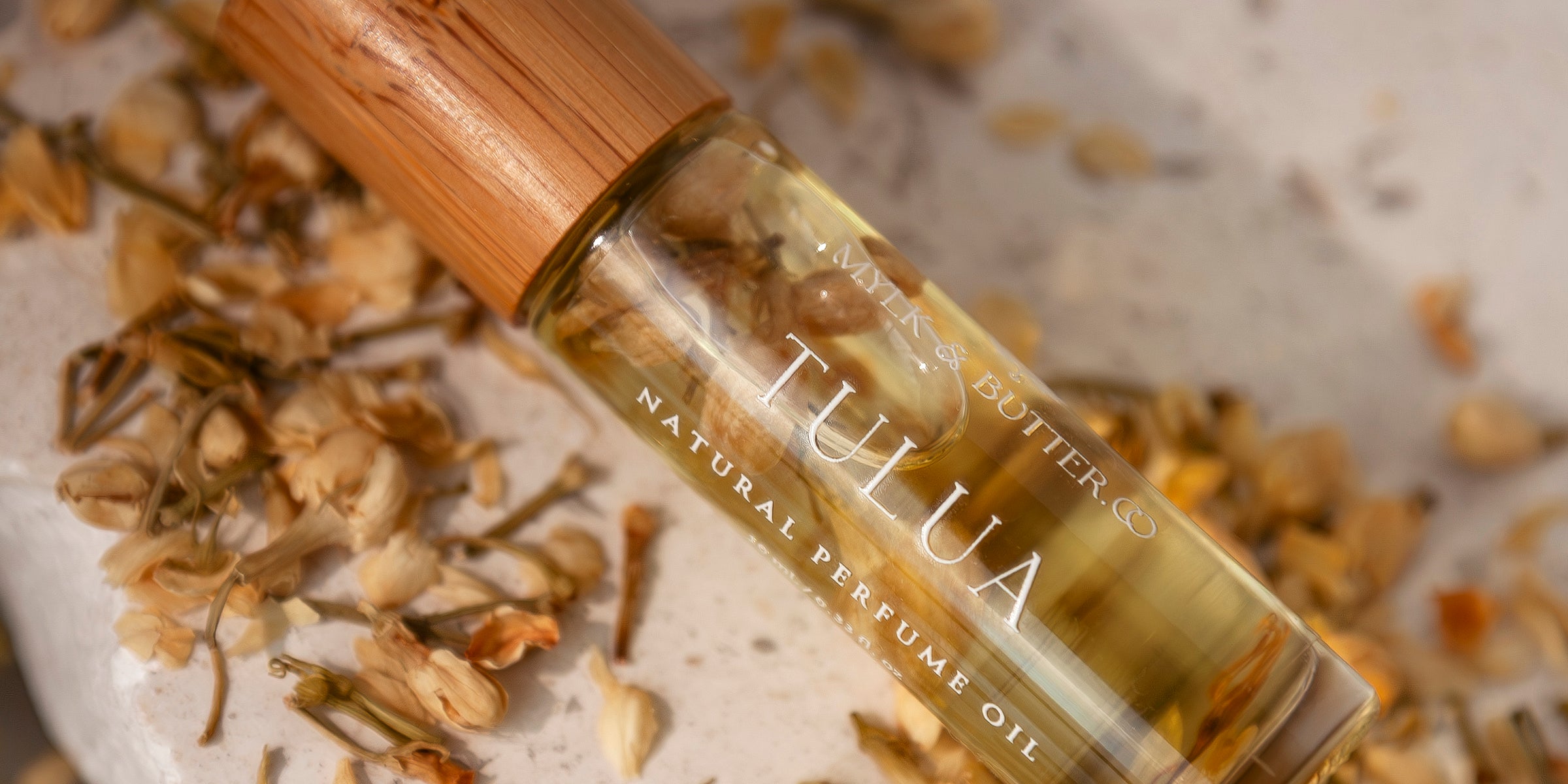 Tulua Natural Perfume OIl with Blue lotus and jasmine 